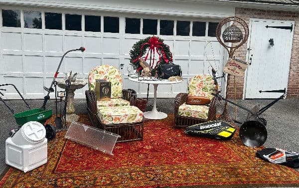 Multi-Family Yard/Tag Sale